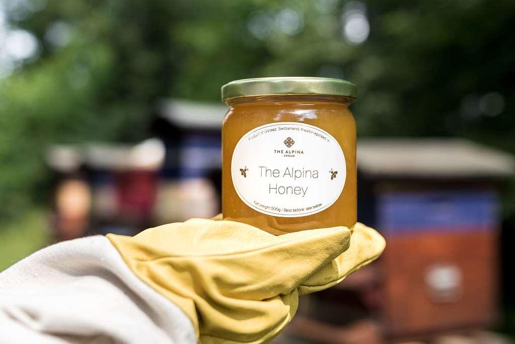 The Alpina Gstaad Hotel Bagian luar foto