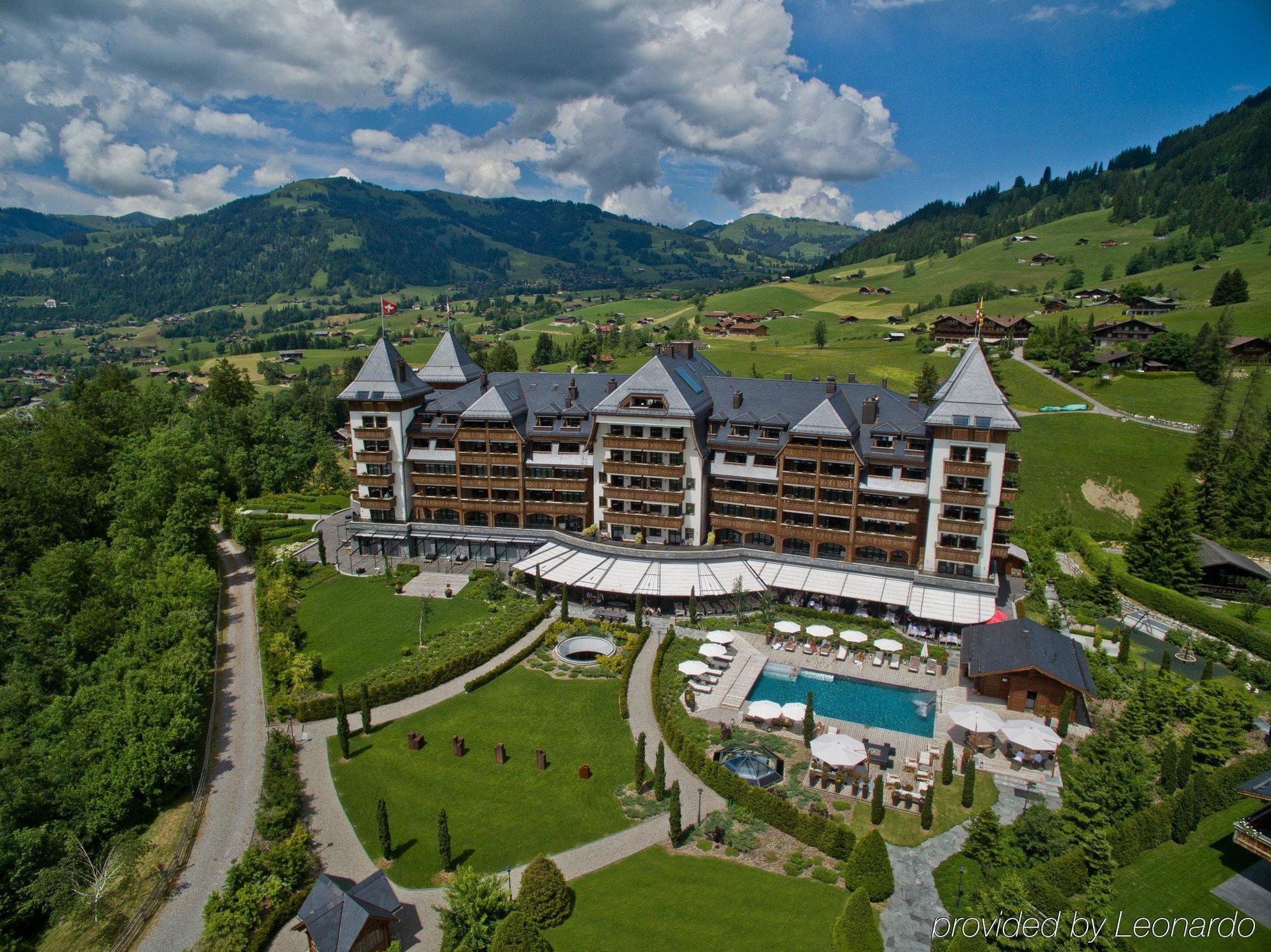 The Alpina Gstaad Hotel Bagian luar foto